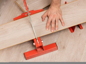 Cutting-laminate-flooring